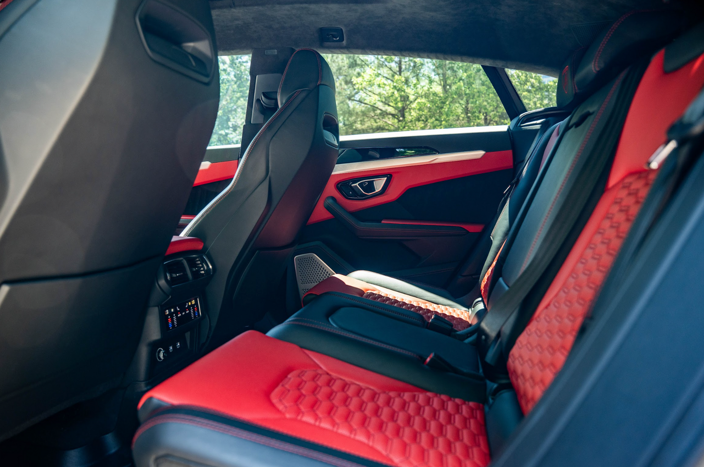 Lamborghini Urus (Black)