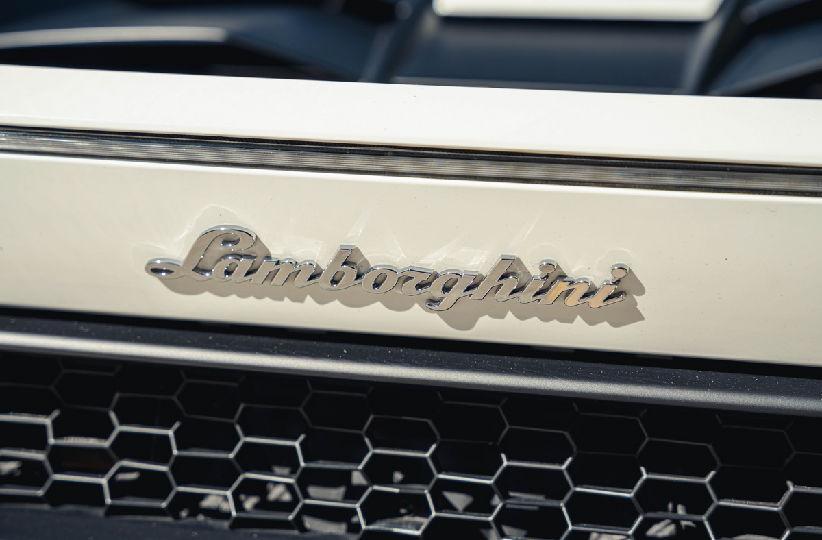 Lamborghini Huracan Spyder (White)