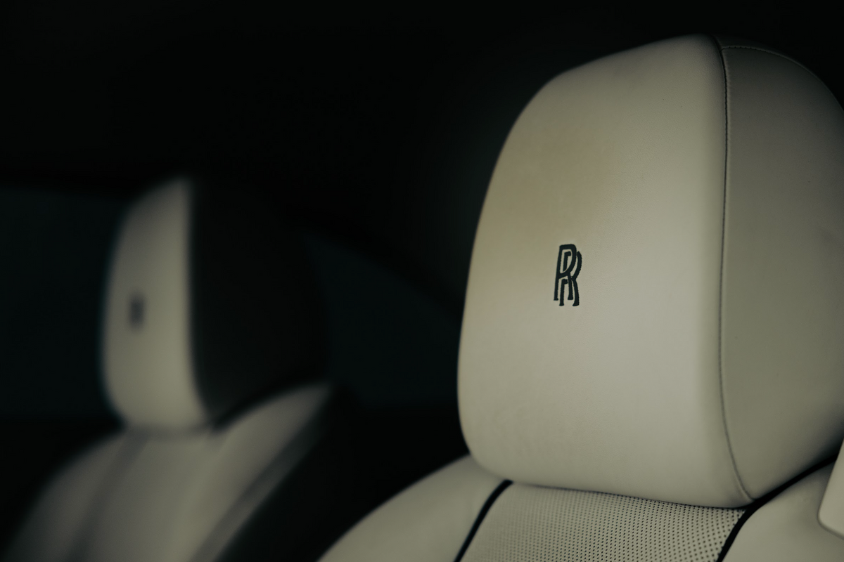 Rolls-Royce Dawn