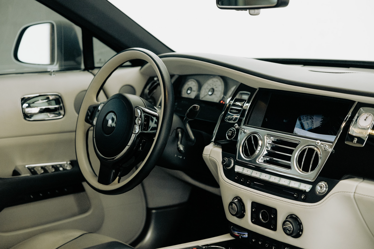 Rolls-Royce Dawn