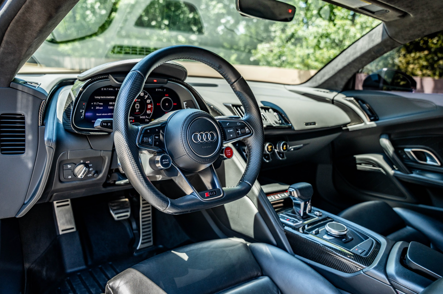 Audi R8